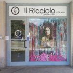 adesivi-prespaziati-insegna-e-vetrof.jpg